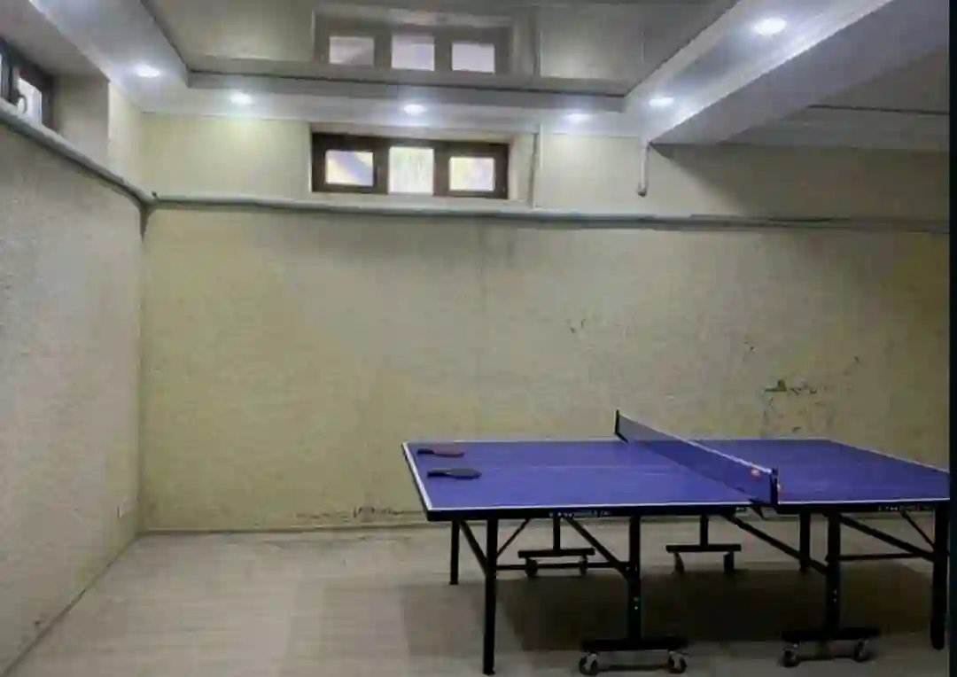 3 этажный, 6-комн. дом, 330 м², 7 соток, Сино