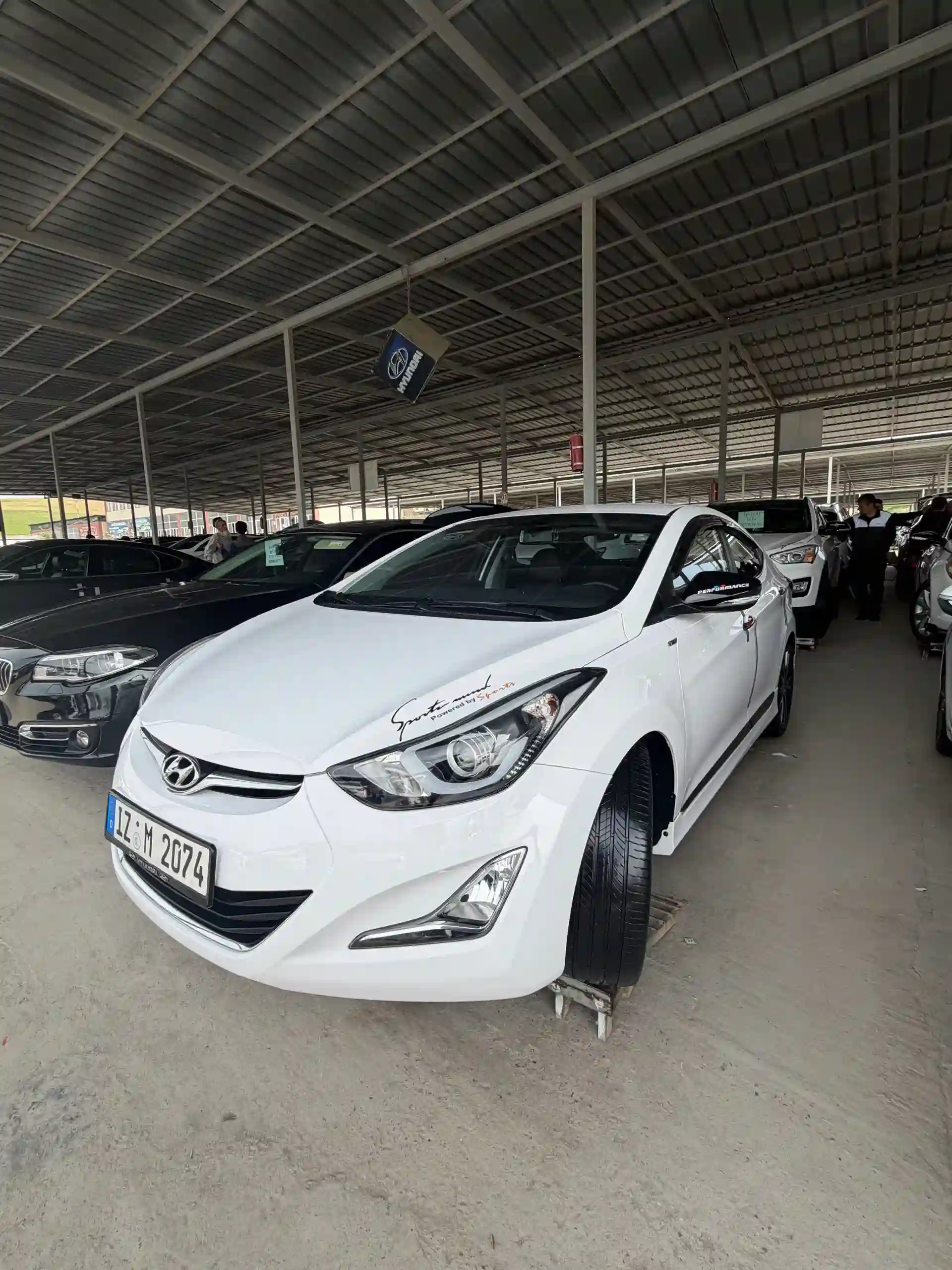 Hyundai Avante 2014