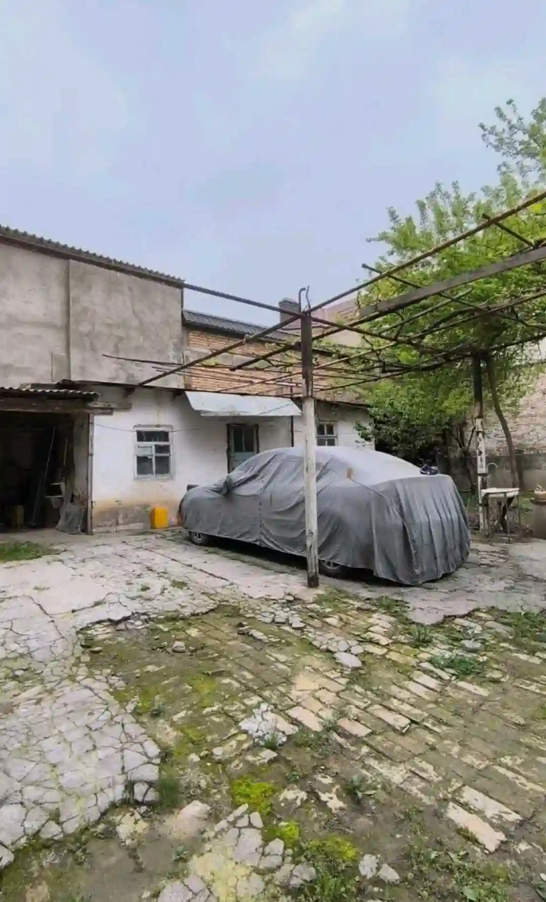 1 этажный, 5-комн. дом, 100 м², 4 соток, Сино
