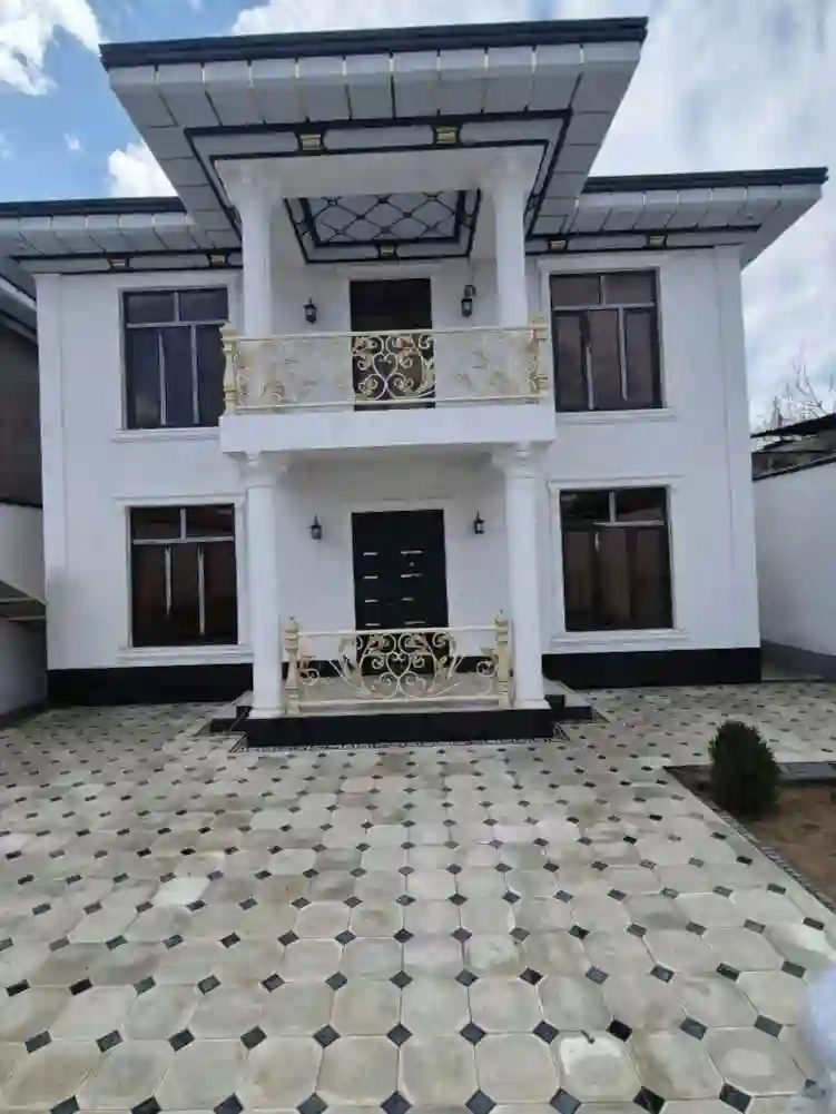 2 этажный, 6-комн. дом, 240 м², 3 соток, Сино