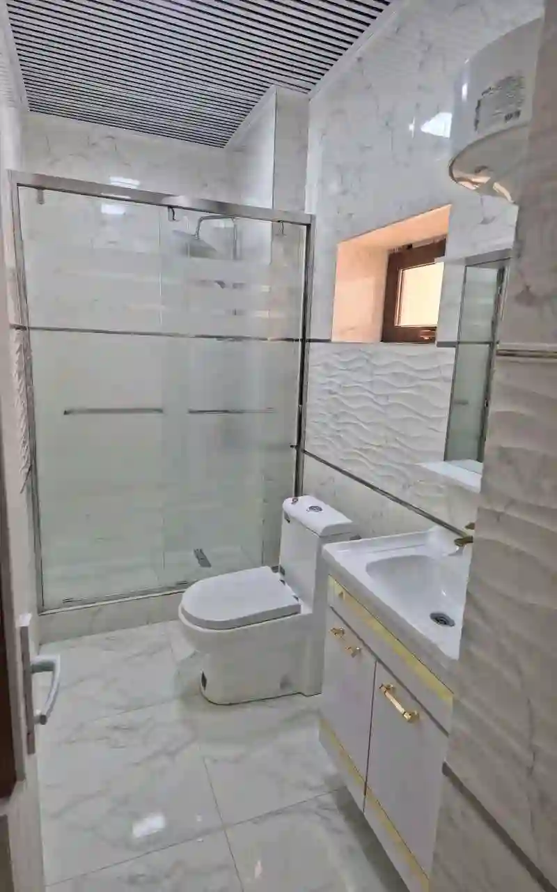 2 этажный, 6-комн. дом, 240 м², 3 соток, Сино