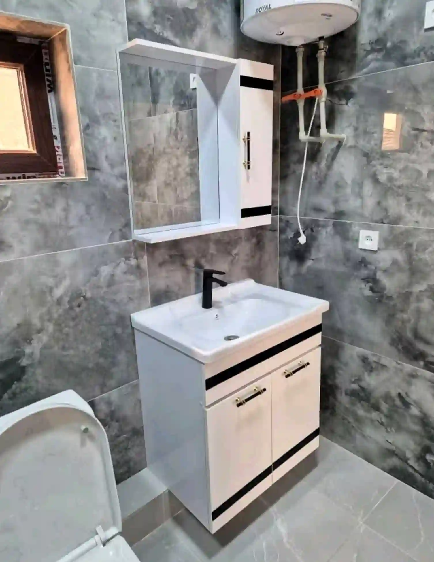 2 этажный, 6-комн. дом, 240 м², 3 соток, Сино