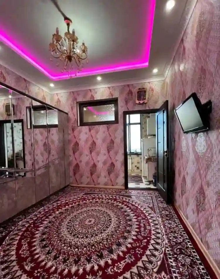 3-к квартира, 14 этаж, 53 м², Шохмансур