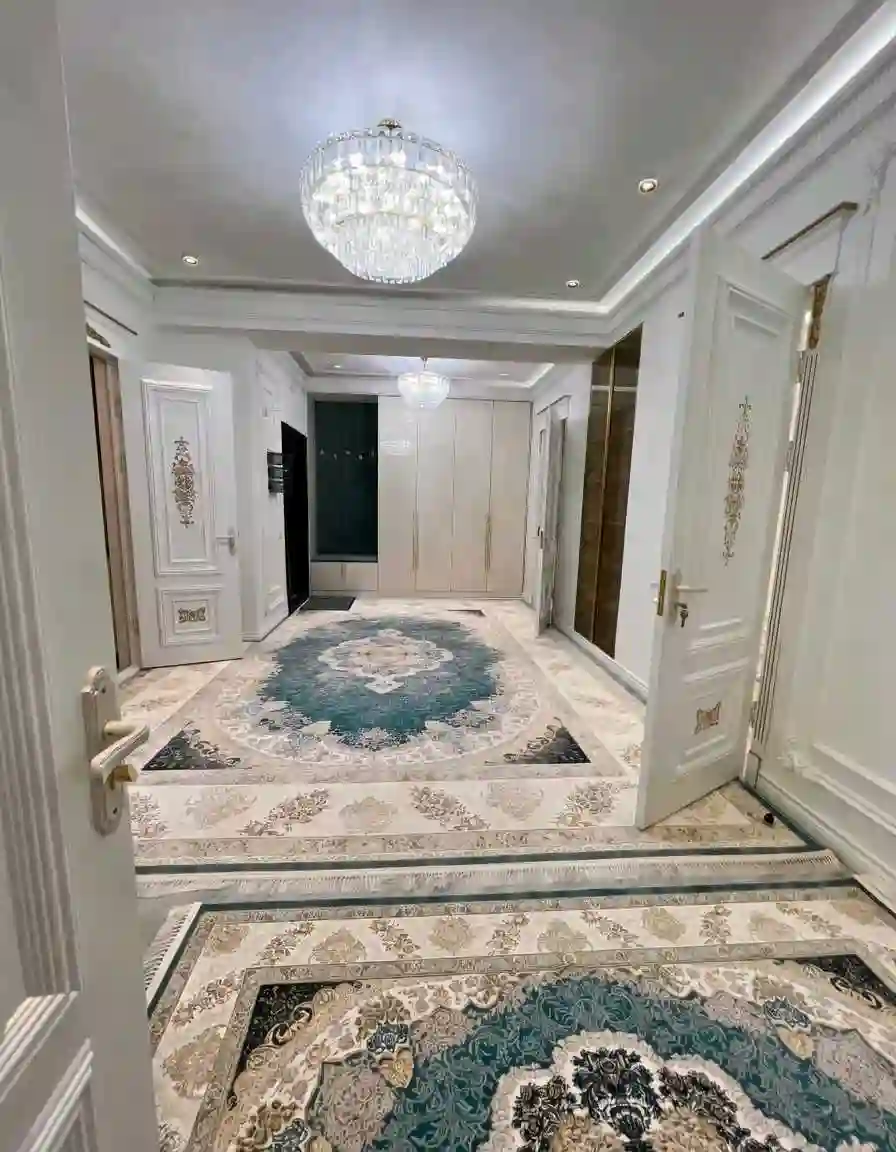 4-к квартира, 15 этаж, 104 м², Шохмансур