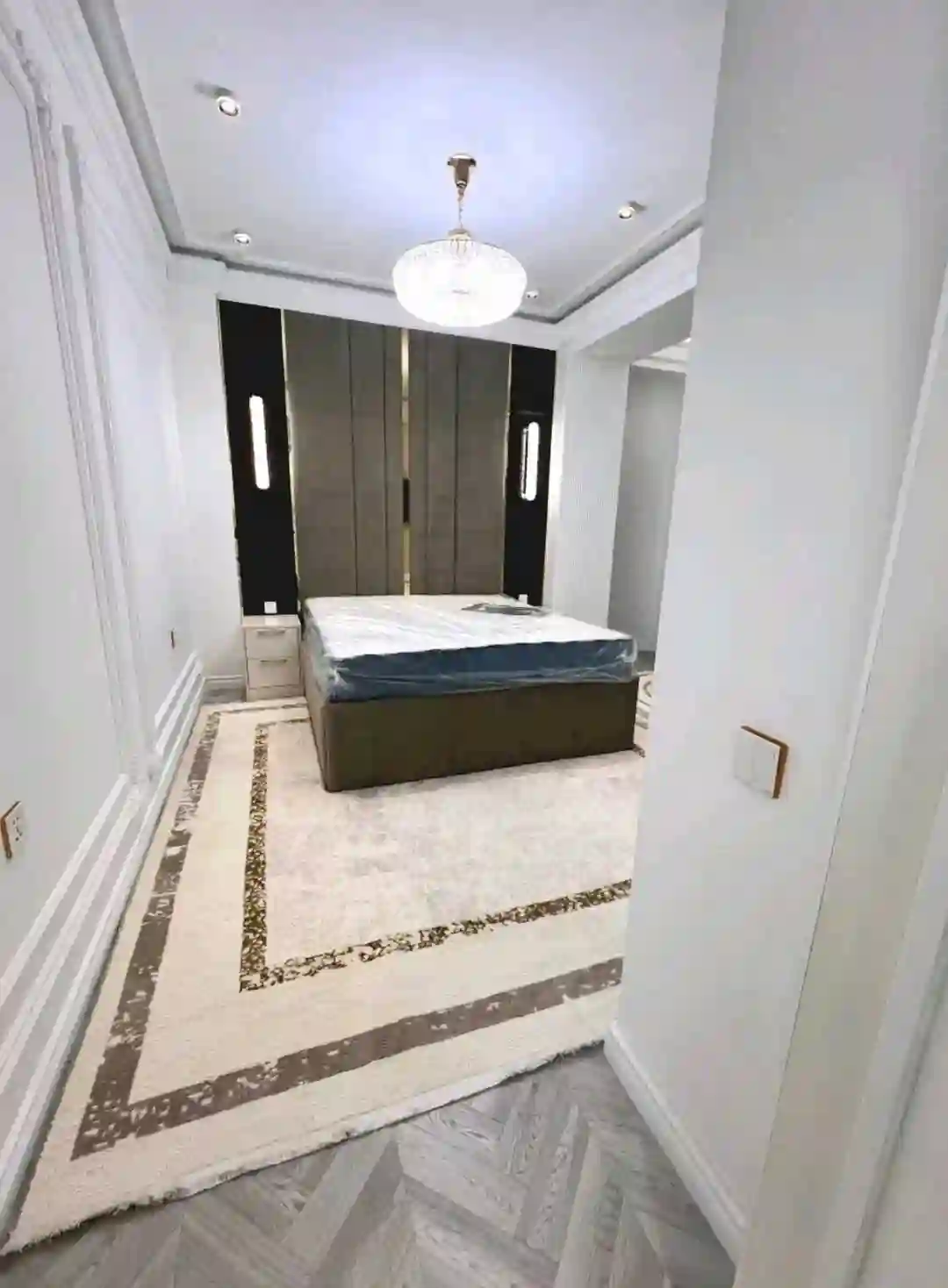 4-к квартира, 15 этаж, 104 м², Шохмансур