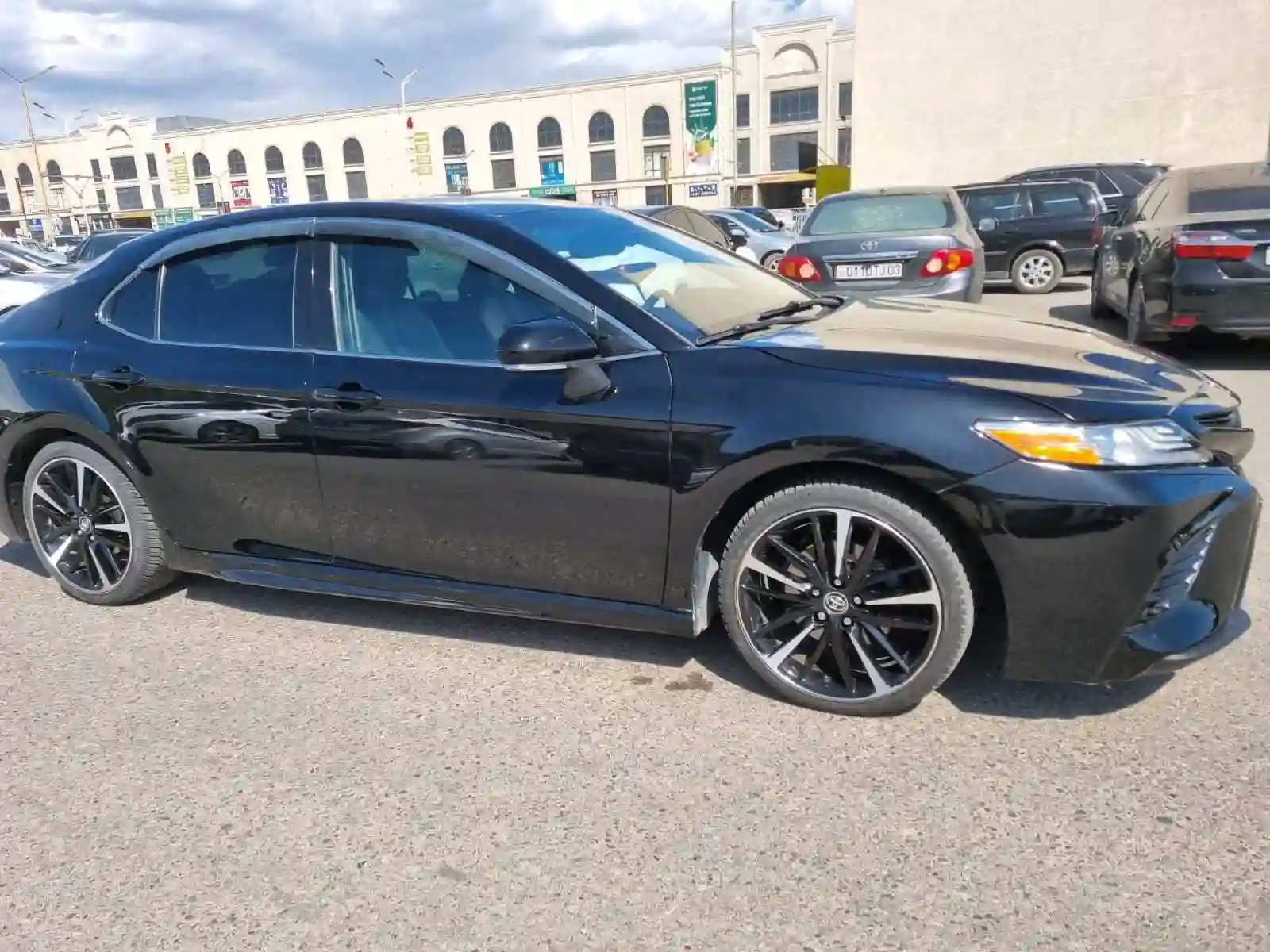 Toyota Camry 2019