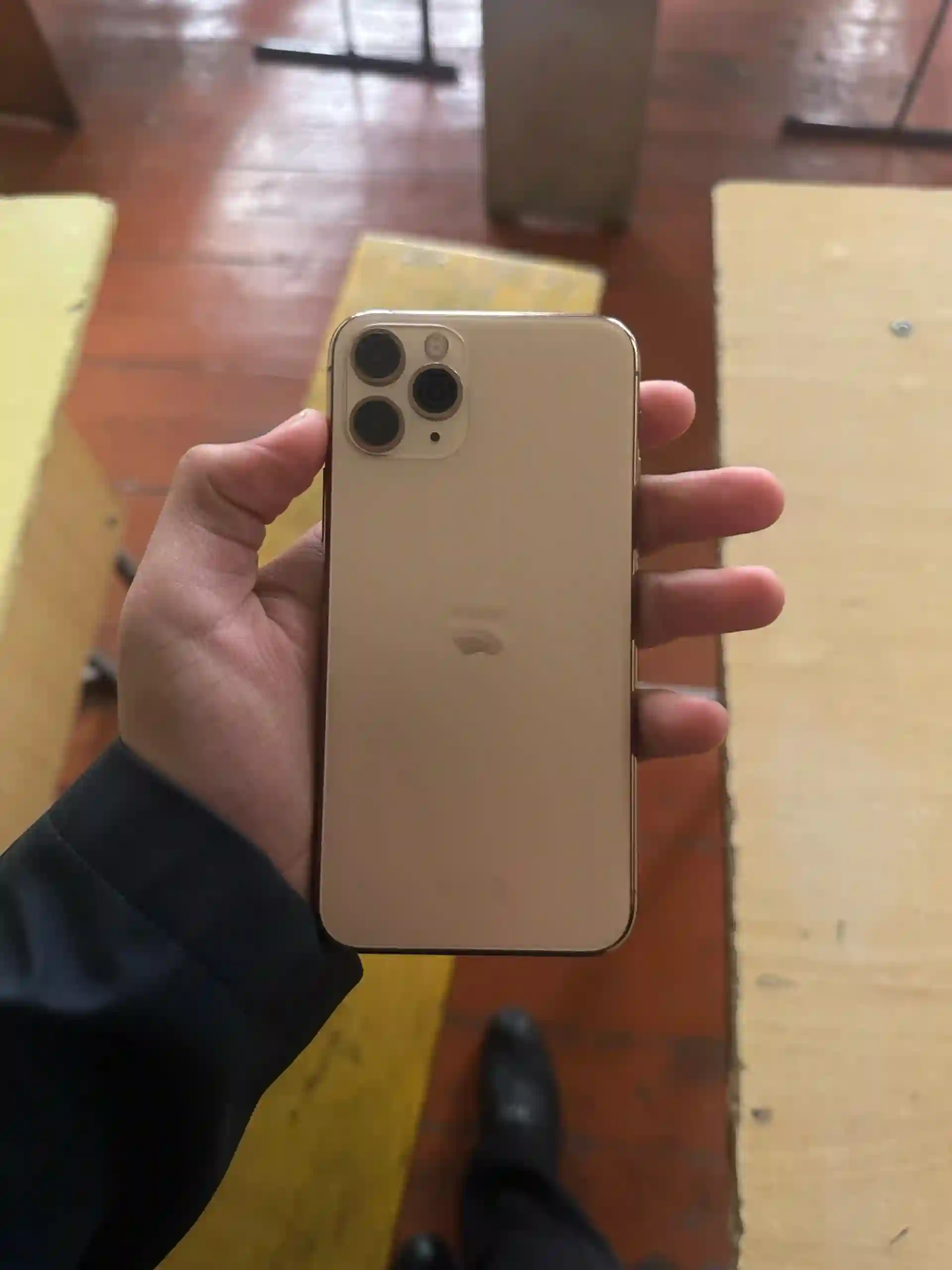 Apple IPhone 11 Pro 256 gb — миниатюра 4