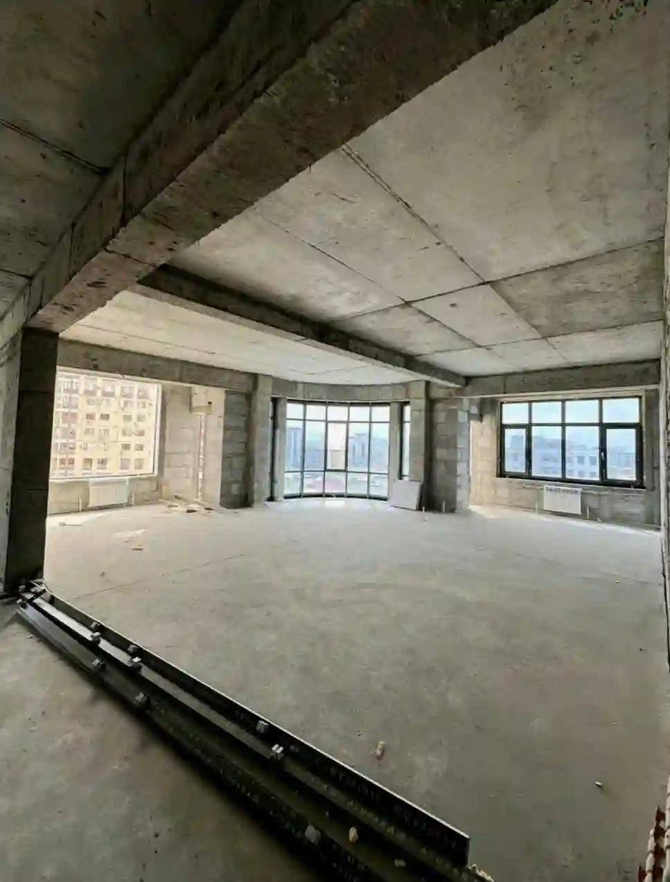 2-к квартира, 6 этаж, 93 м², И.Сомонӣ