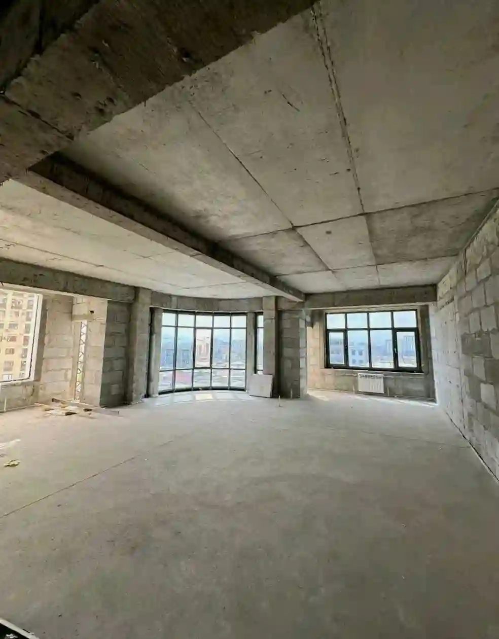 2-к квартира, 6 этаж, 93 м², И.Сомонӣ