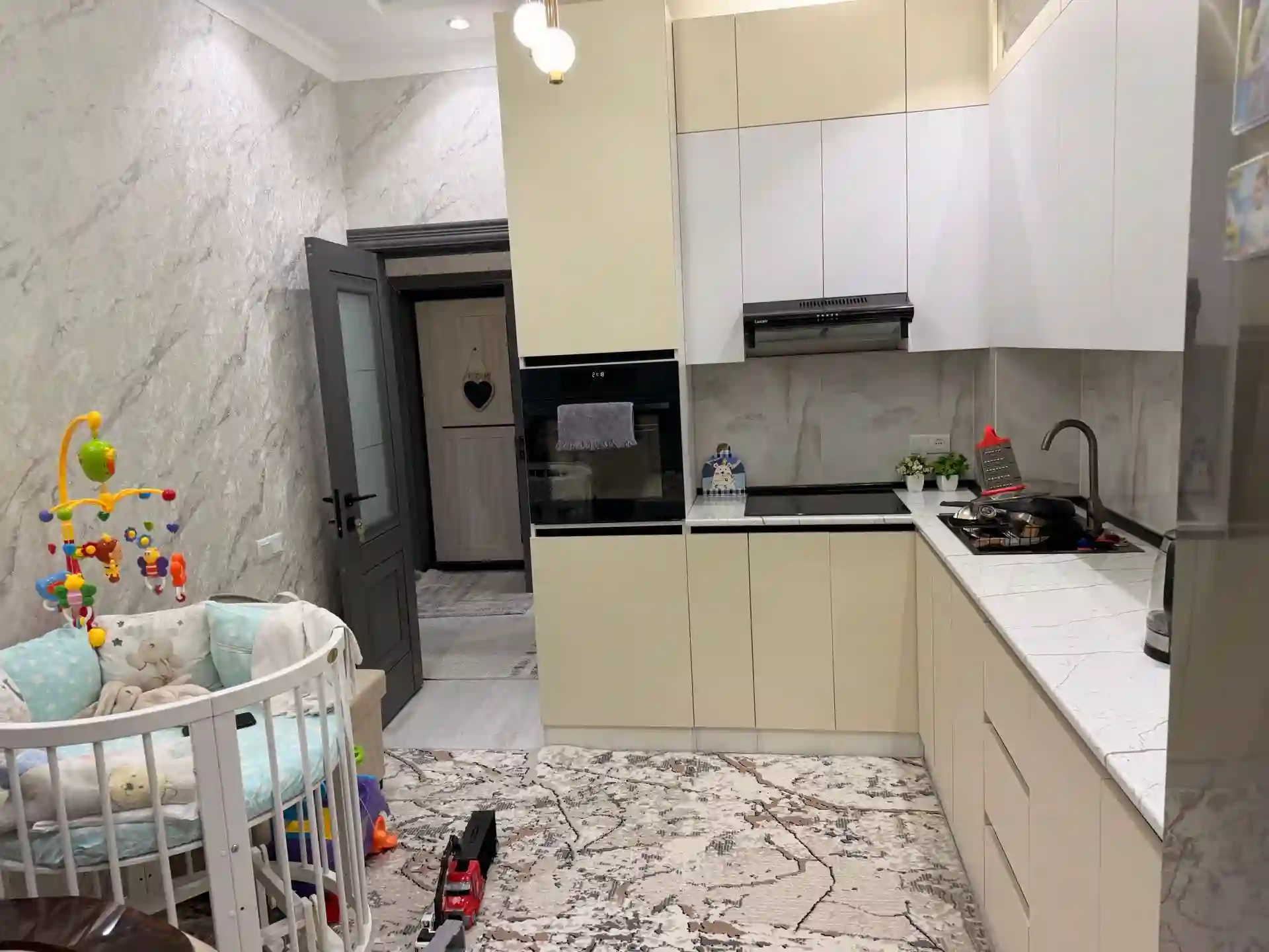 2-к квартира, 3 этаж, 50 м², 8 мкр дом 40