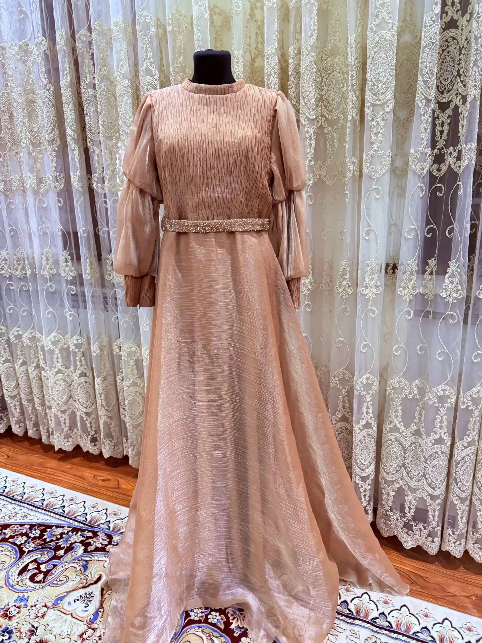 вечерний платья 