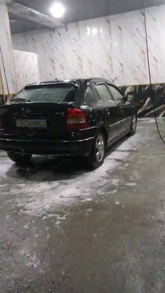 Opel Astra j 1999