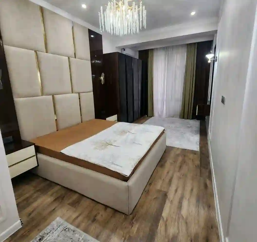 2-к квартира, 5 этаж, 110 м², И.Сомонӣ