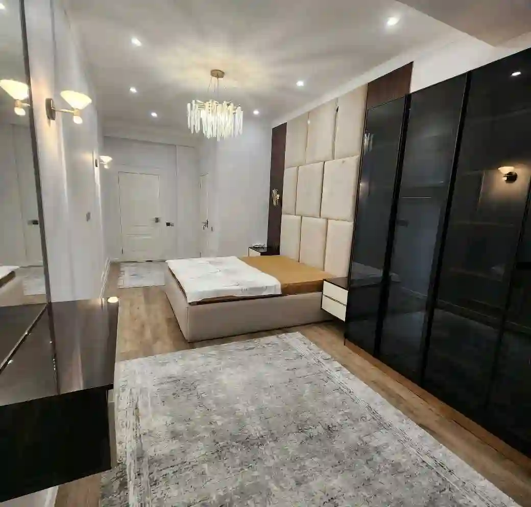 2-к квартира, 5 этаж, 110 м², И.Сомонӣ