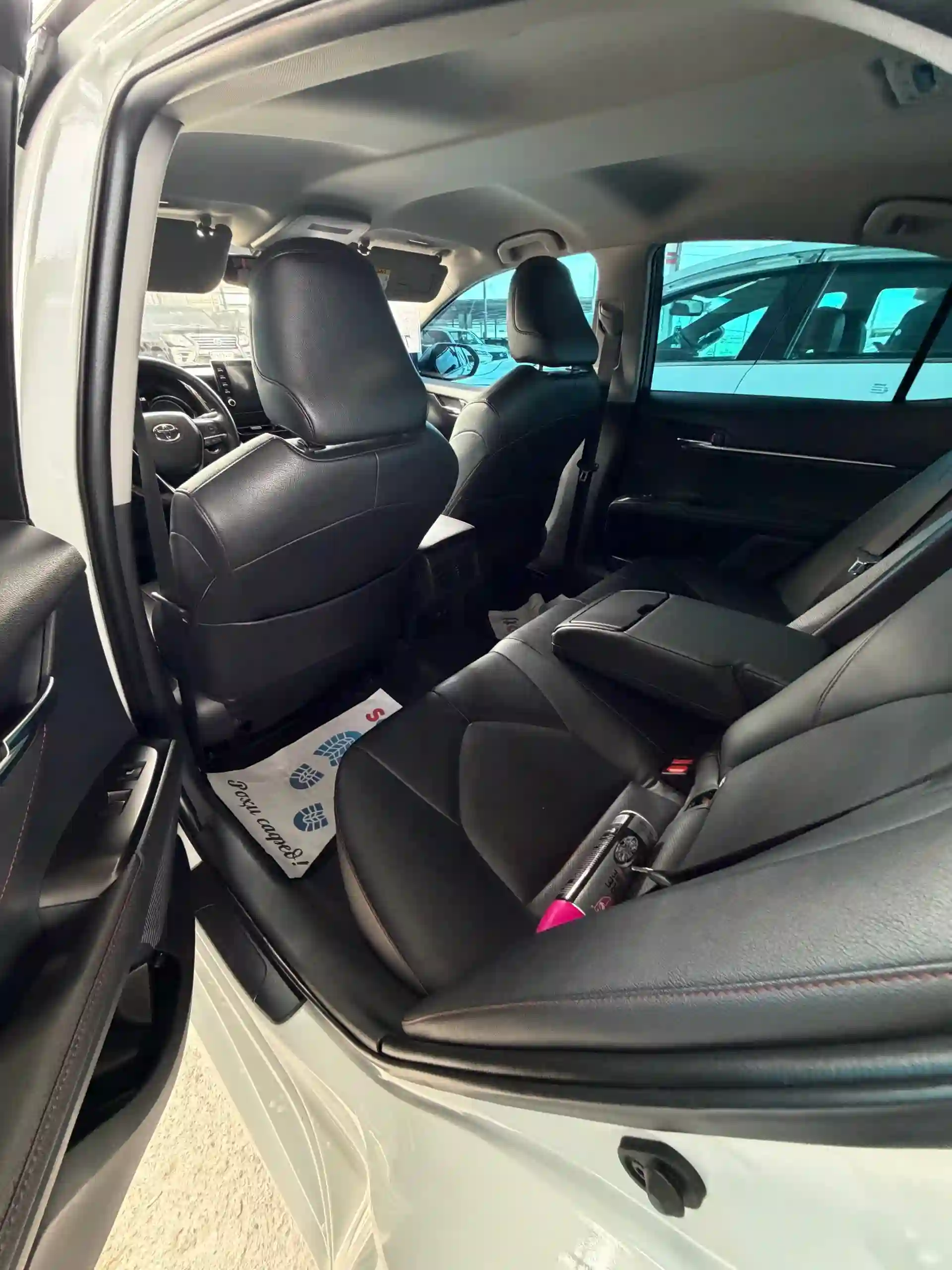 Toyota Camry 2022 — миниатюра 4