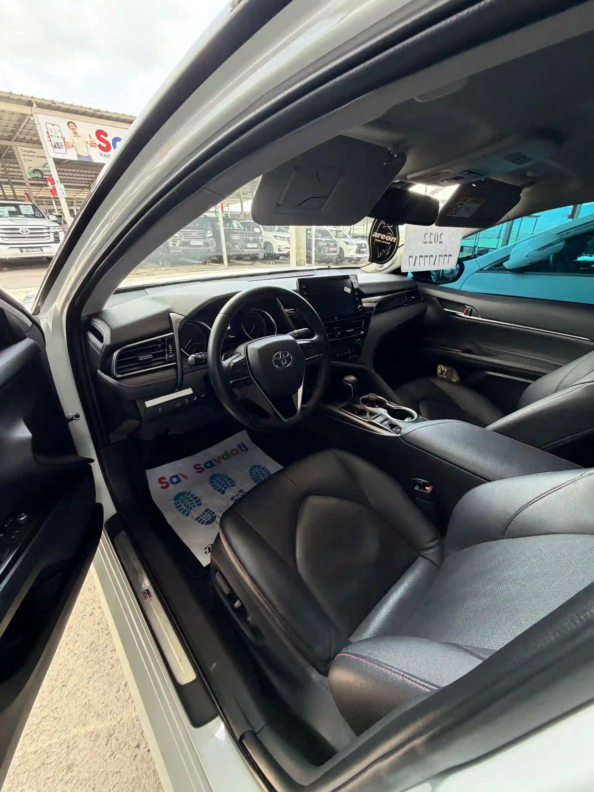 Toyota Camry 2022 — миниатюра 5