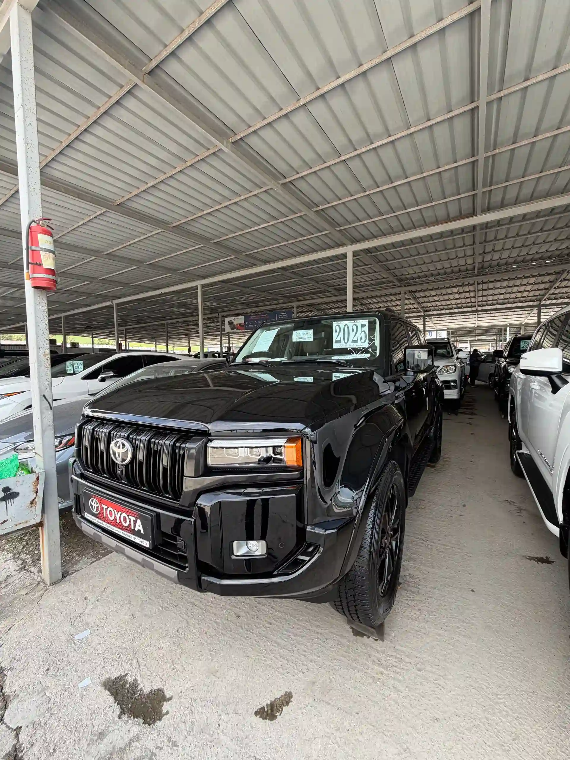 Toyota Land cruiser prado 2025 — миниатюра 2
