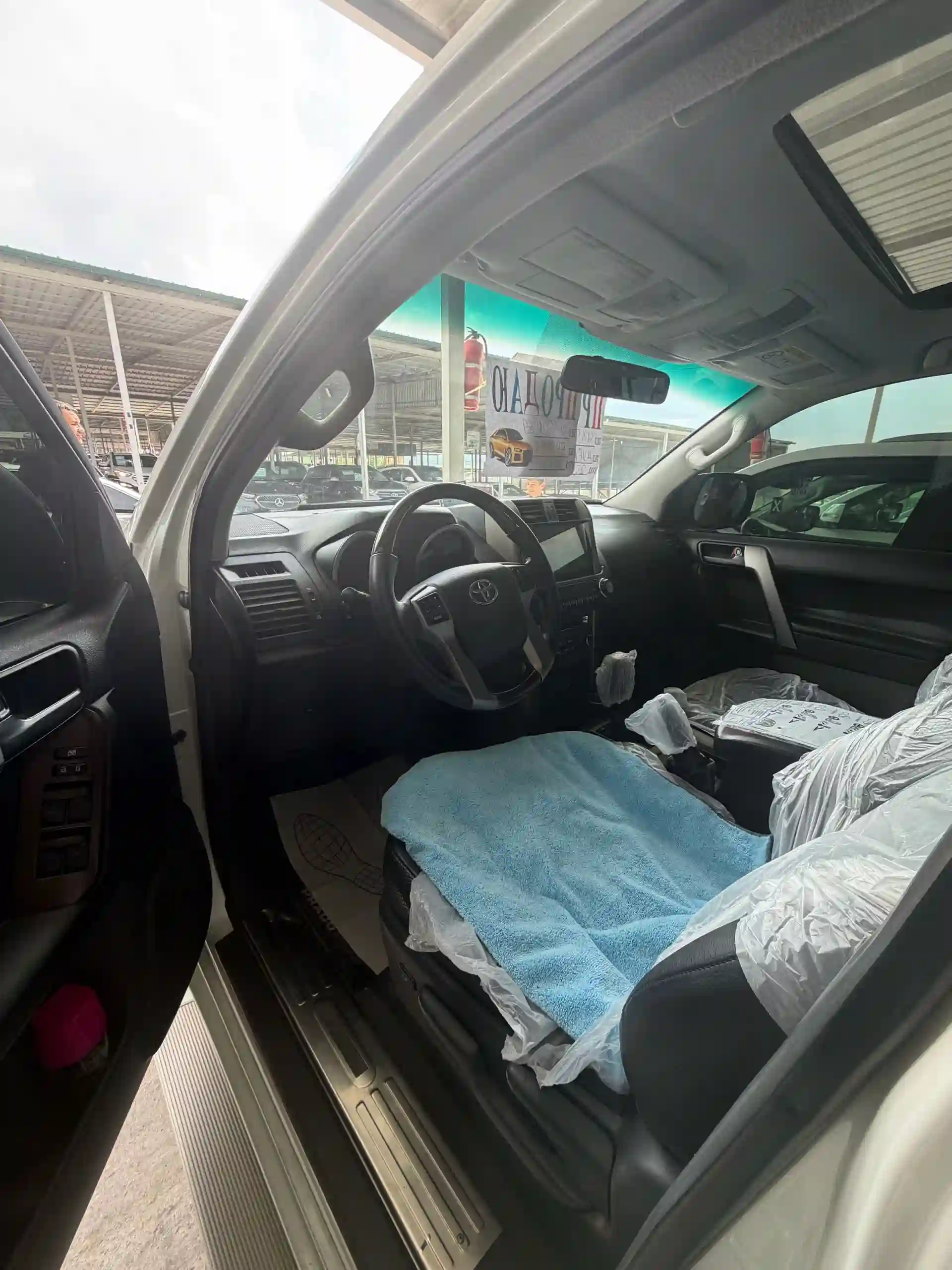 Toyota Land cruiser prado 2013 — миниатюра 3