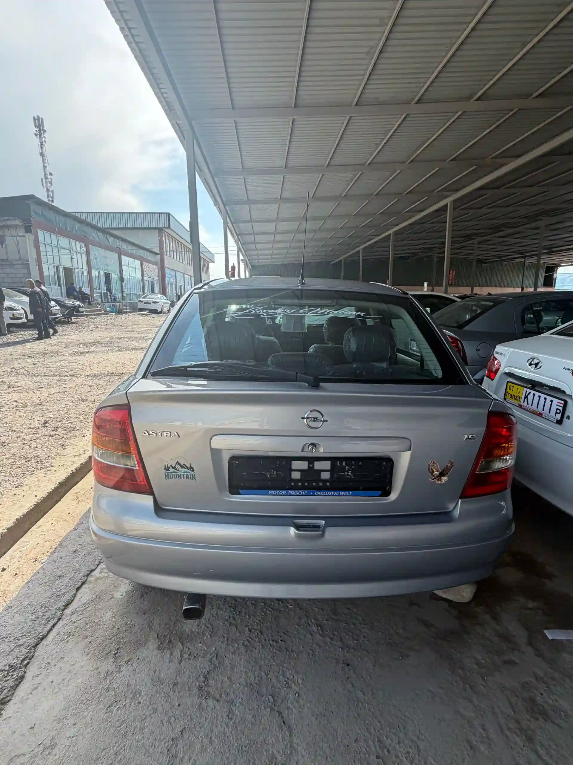Opel Astra j 2002 — миниатюра 3
