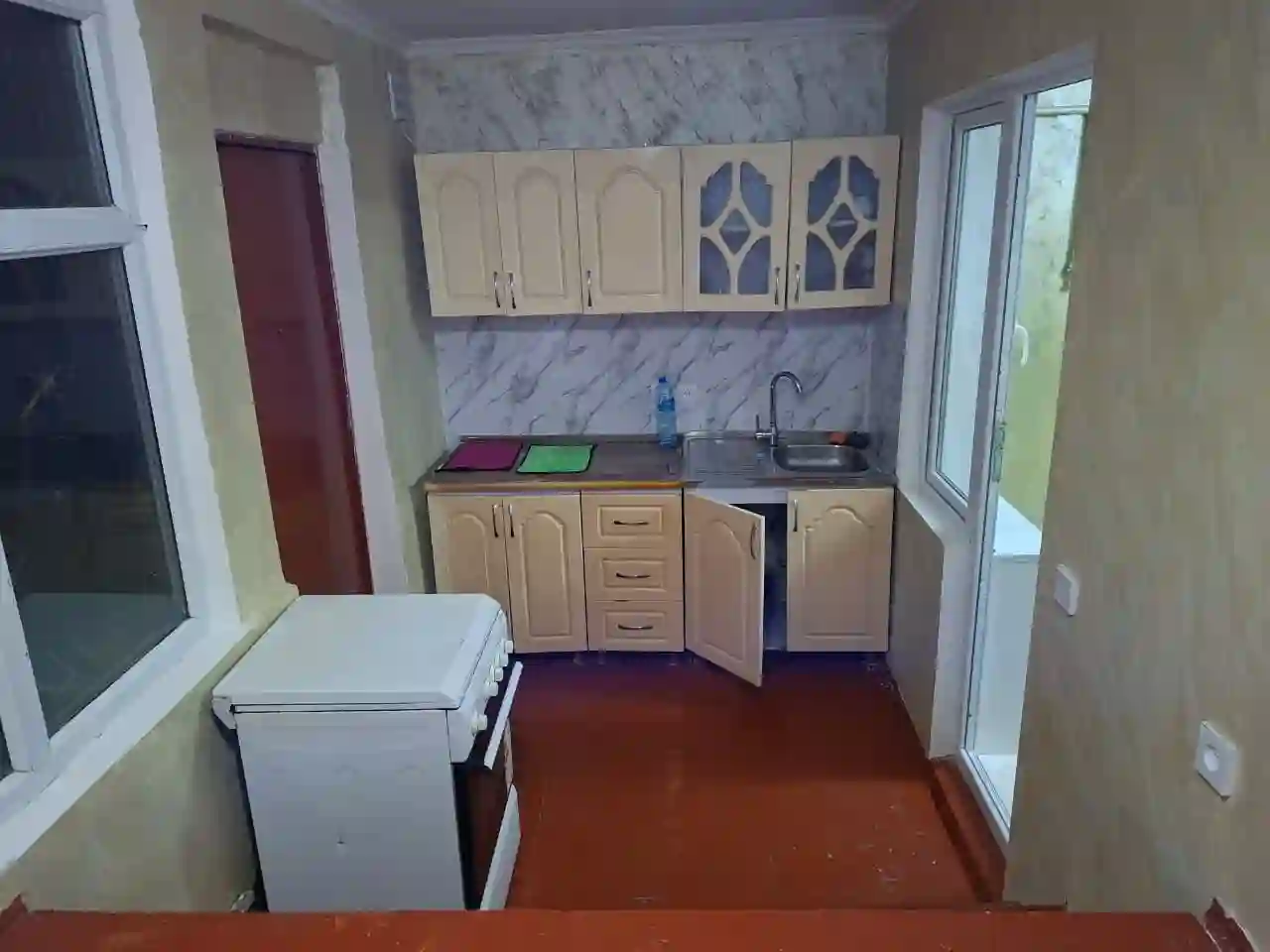2-к квартира, 1 этаж, 55 м², Автовагзал