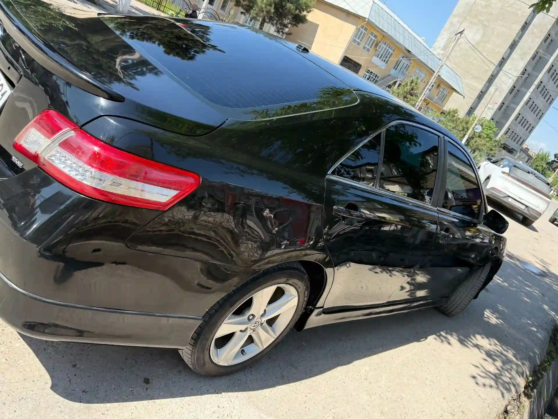 Toyota Camry 2011