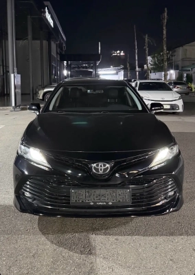 Toyota Camry 2019