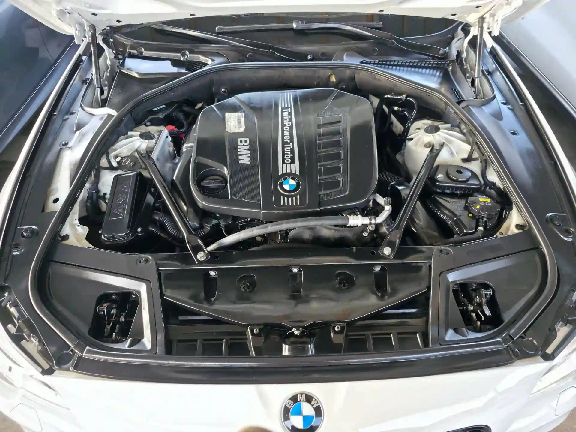 BMW 5 series 2014 — миниатюра 11