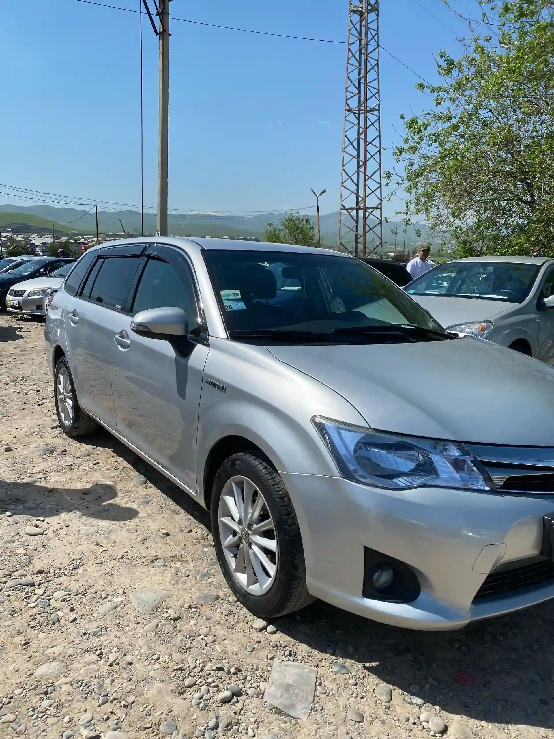 Toyota Fielder 2012