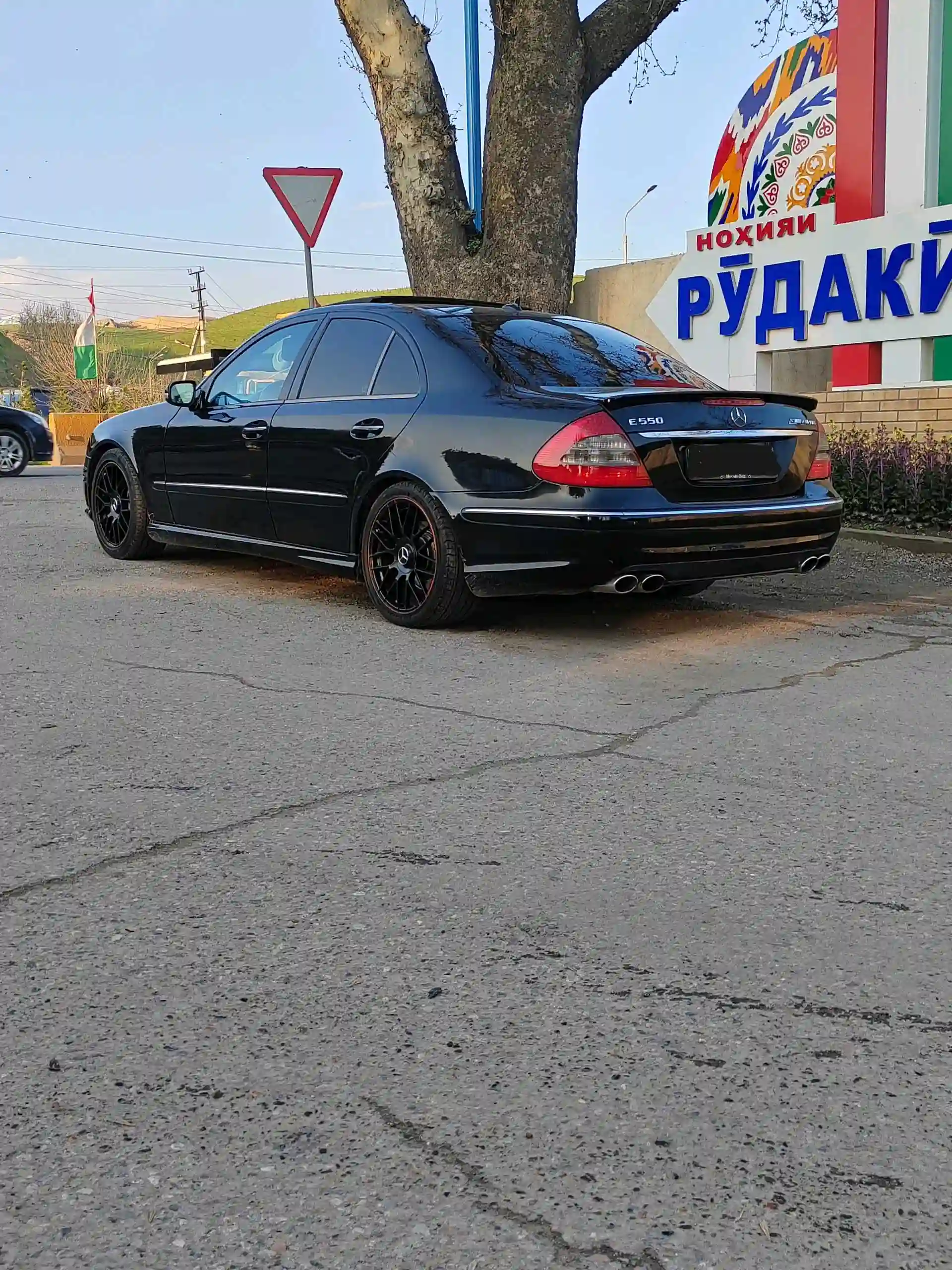 Mercedes-benz E class 2009 — миниатюра 5