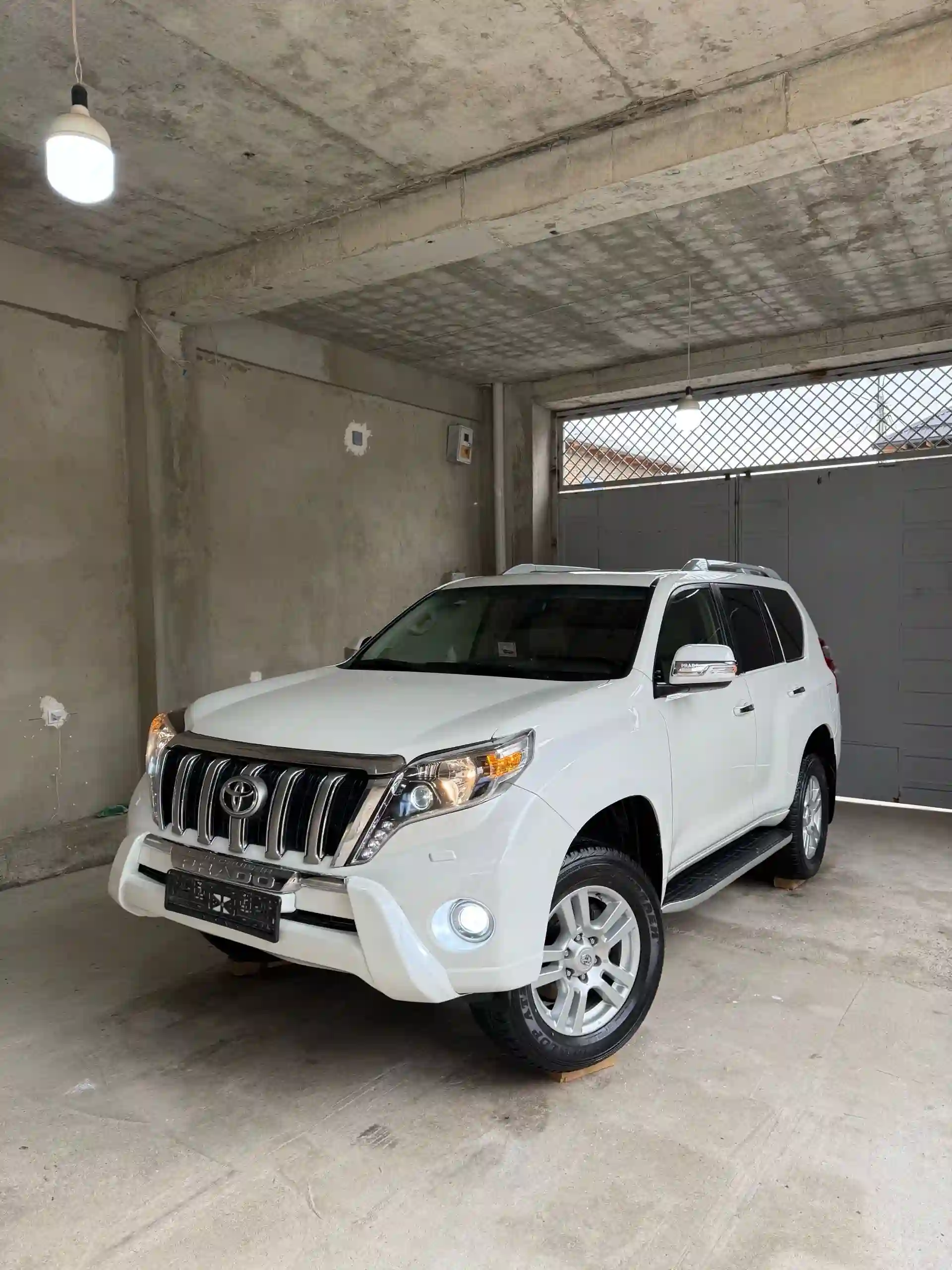 Toyota Land cruiser prado 2011
