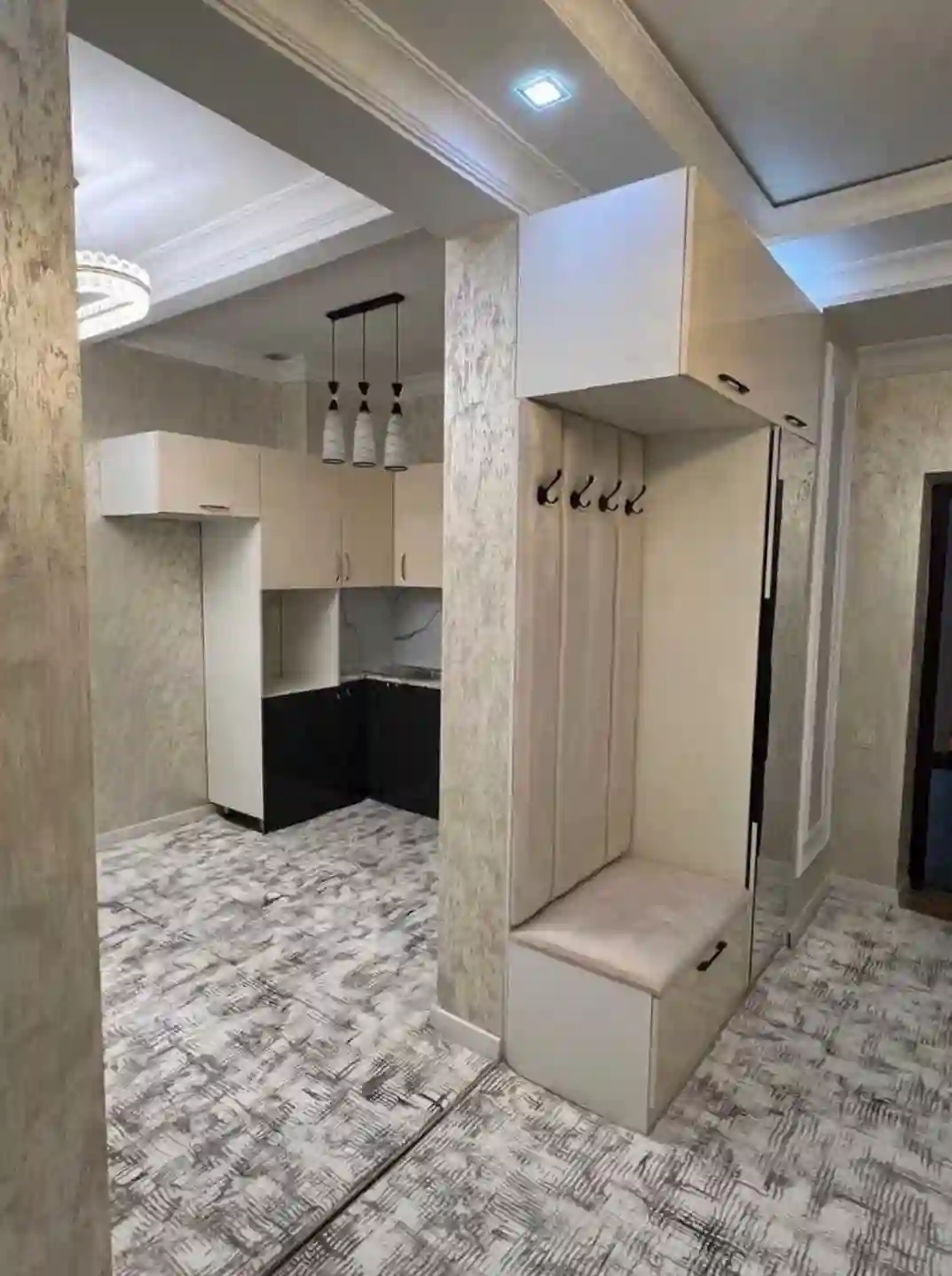 2-к квартира, 2 этаж, 73 м², 12