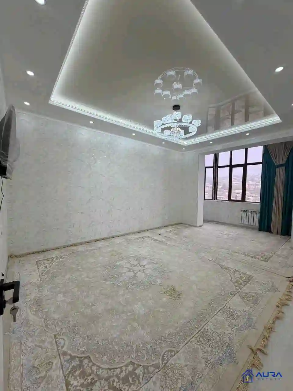 2-к квартира, 12 этаж, 81 м², Шохмансур