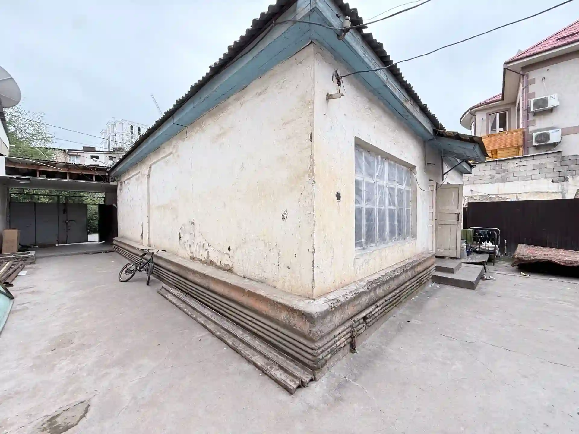 1 этажный, 9-комн. дом, 150 м², 5 соток, Сино