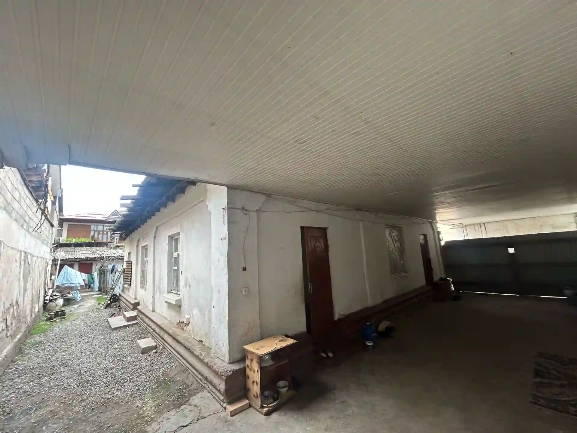 1 этажный, 9-комн. дом, 150 м², 5 соток, Сино