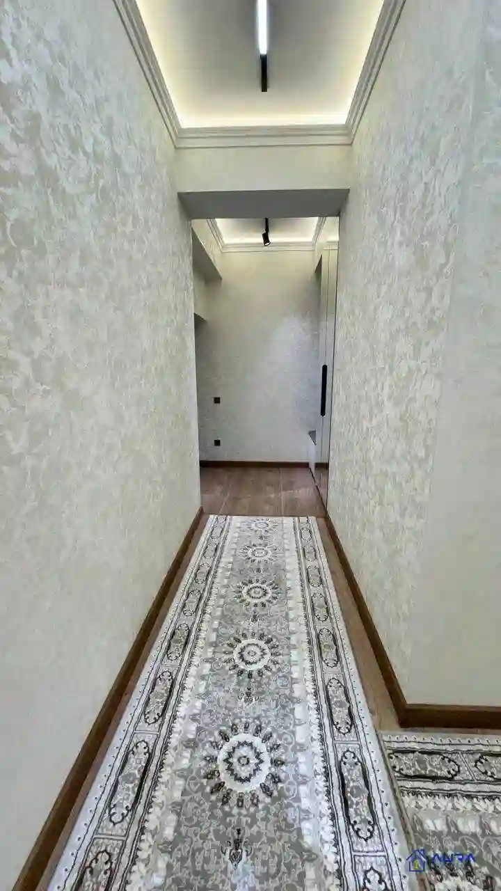 2-комн. квартира, 1 этаж, 61 м², Сино