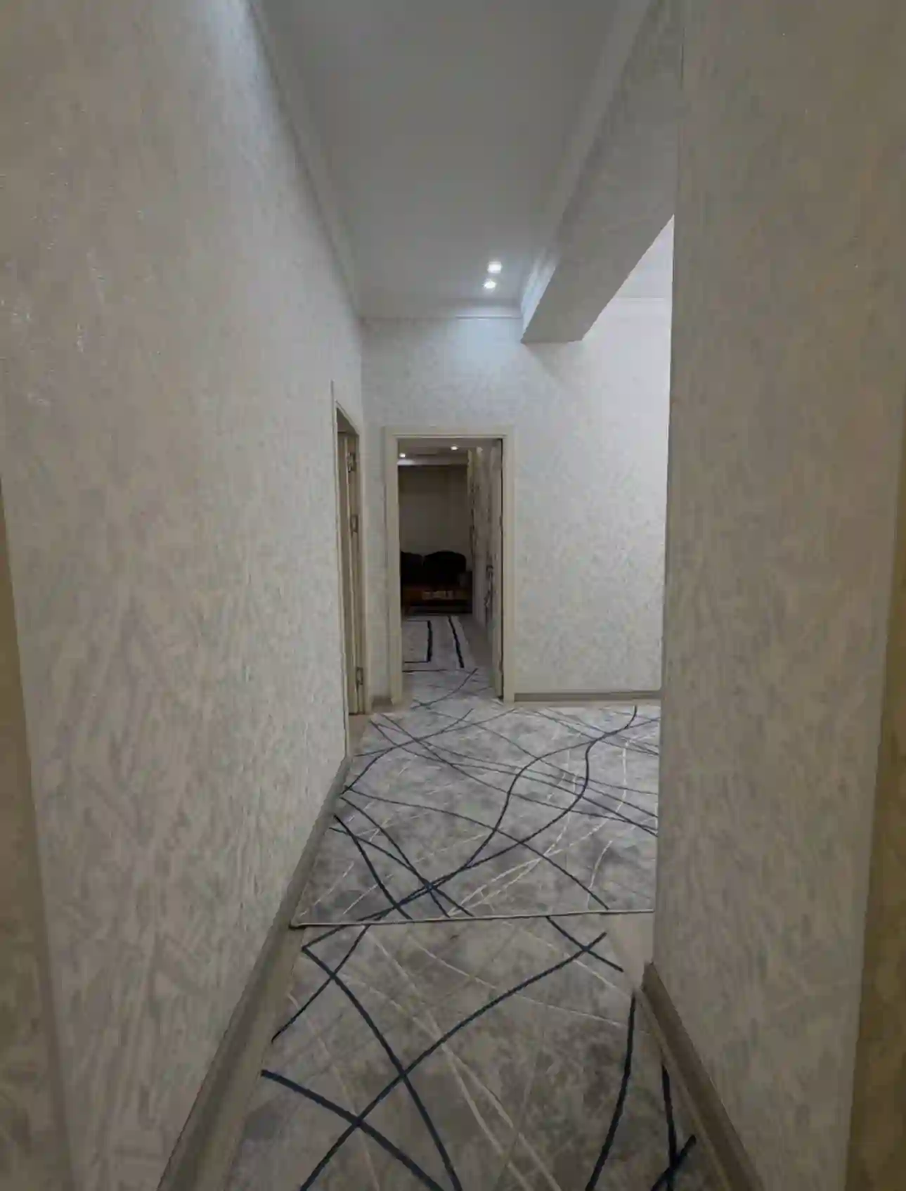 2-к квартира, 9 этаж, 83 м², Шохмансур