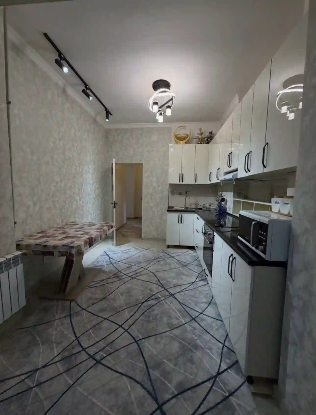 2-к квартира, 9 этаж, 83 м², Шохмансур