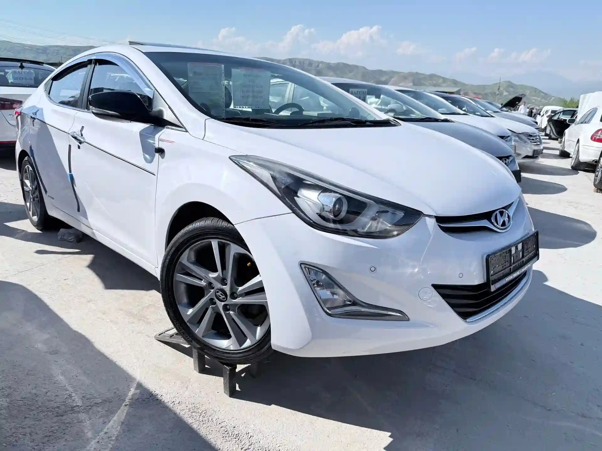 Hyundai Avante 2014