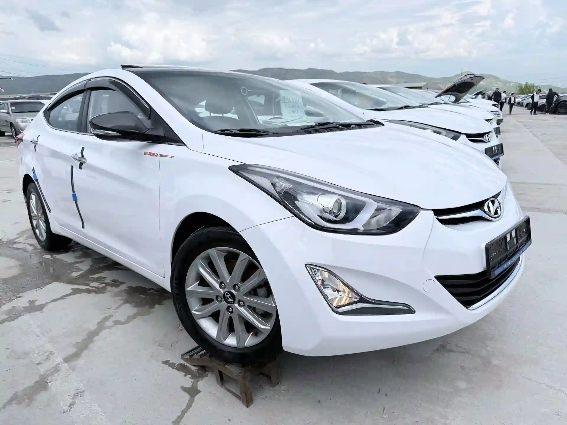 Hyundai Avante 2014