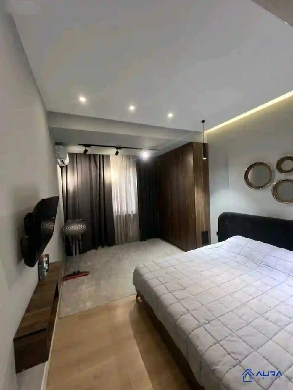 2-к квартира, 5 этаж, 56 м², И. Сомони