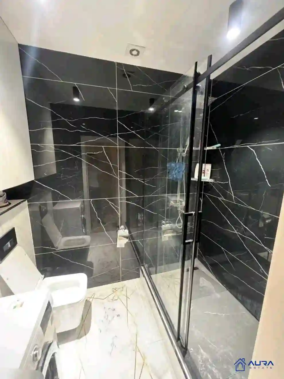 2-к квартира, 5 этаж, 56 м², И. Сомони