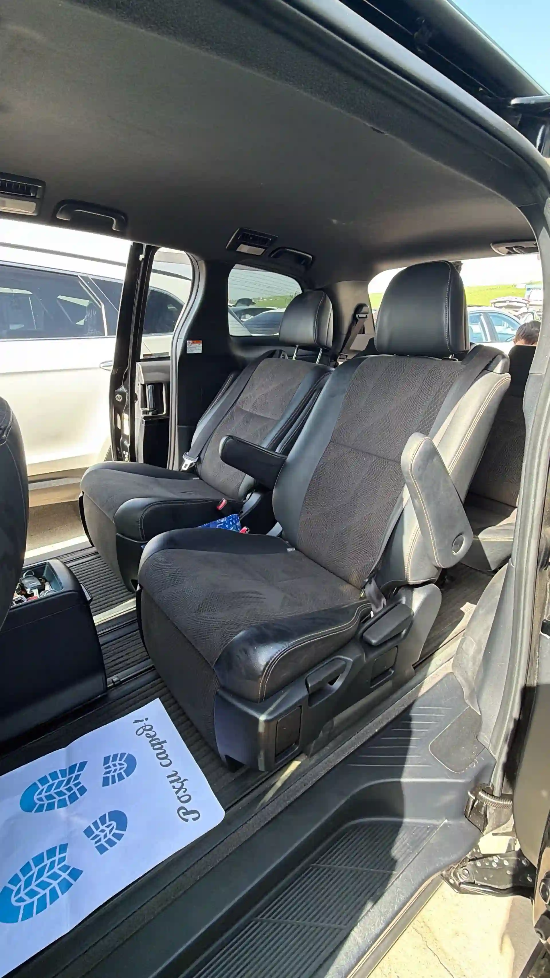 Toyota Estima 2016