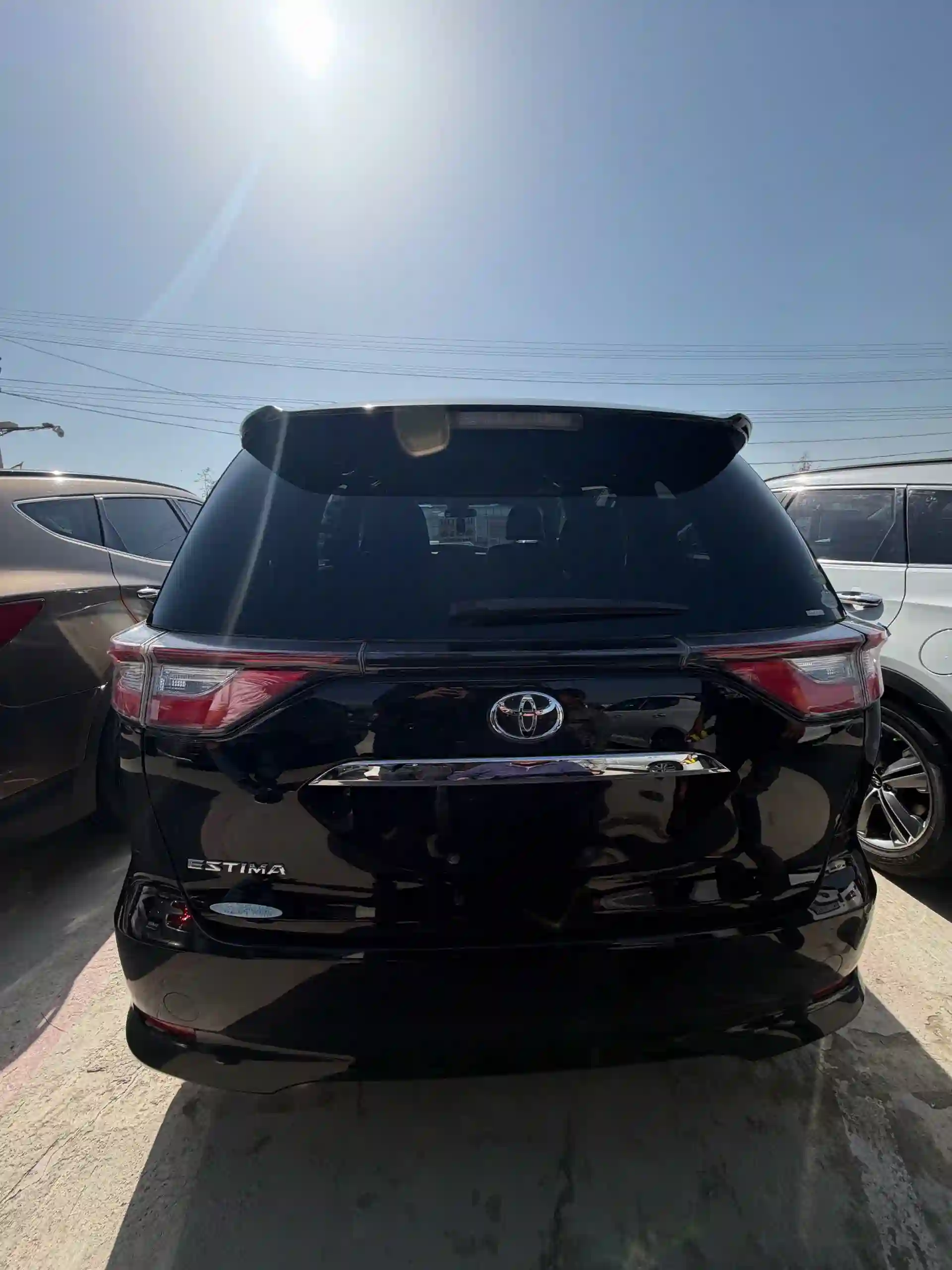 Toyota Estima 2016