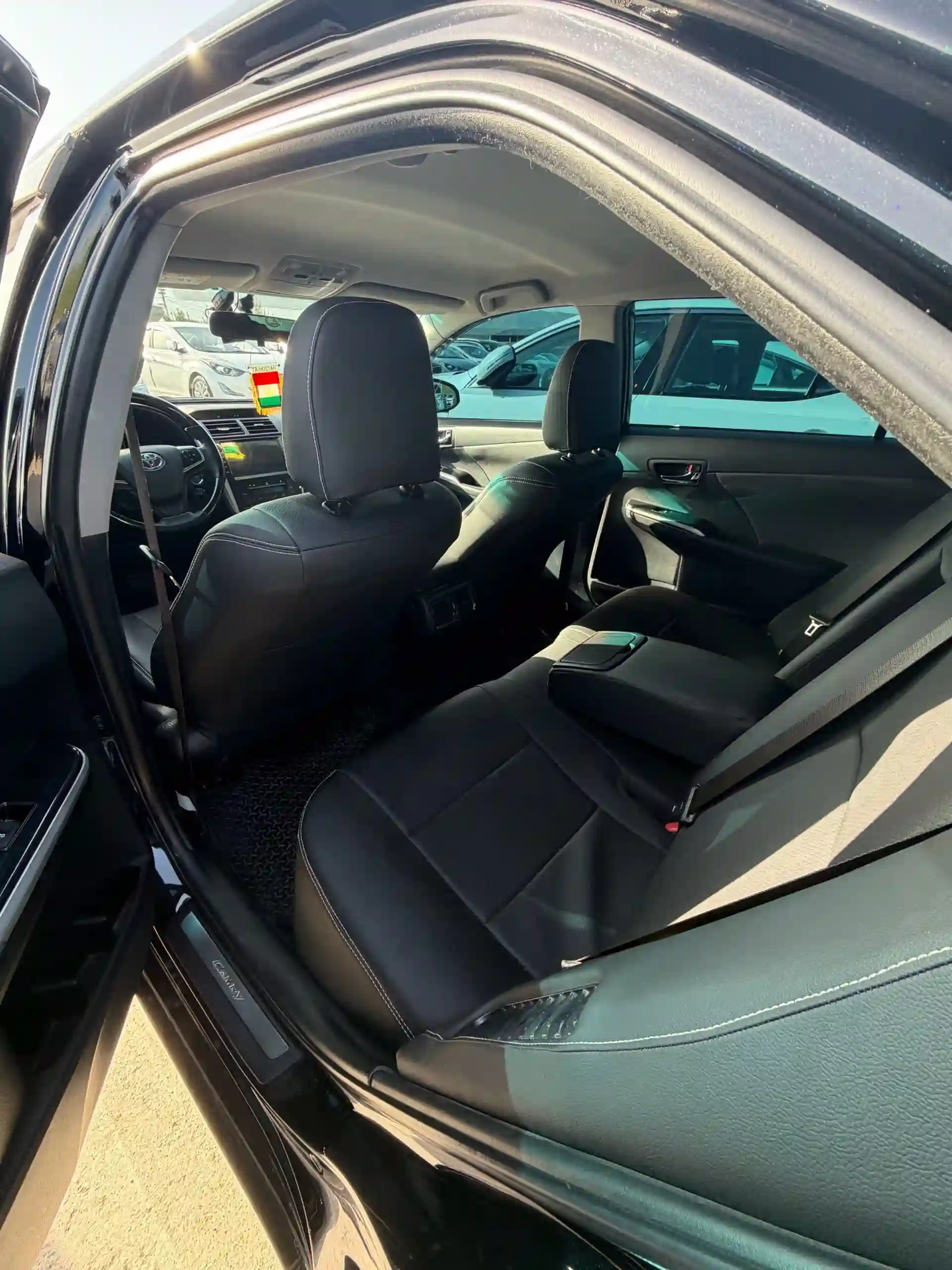 Toyota Camry 2015