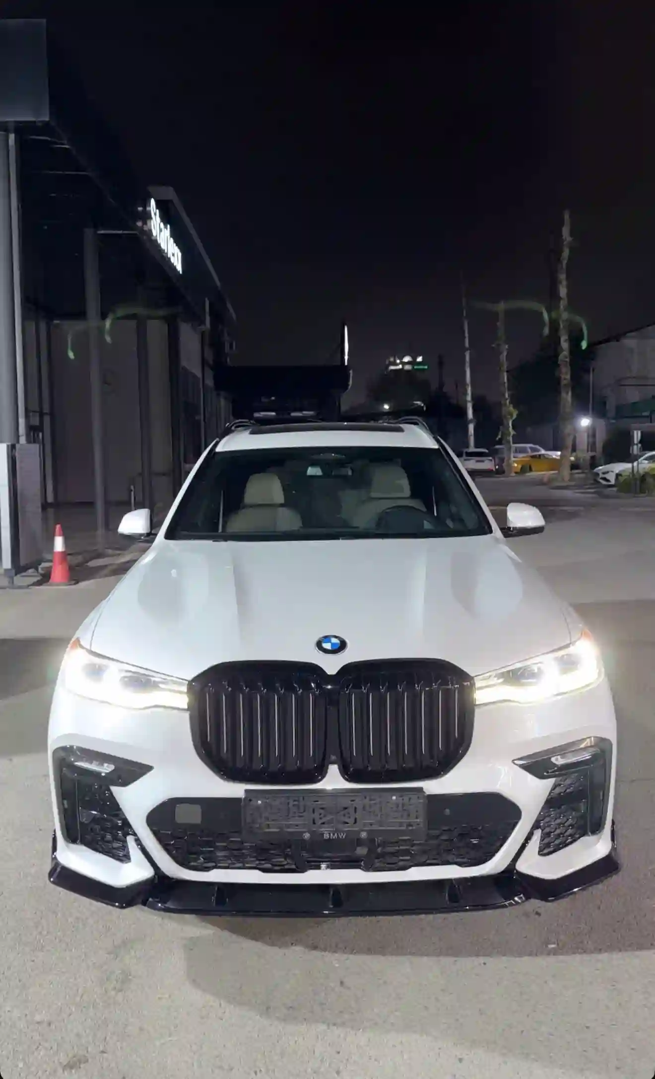 BMW X7 2021