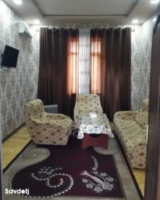 2-к квартира, 2 этаж, 60 м², Универмаг