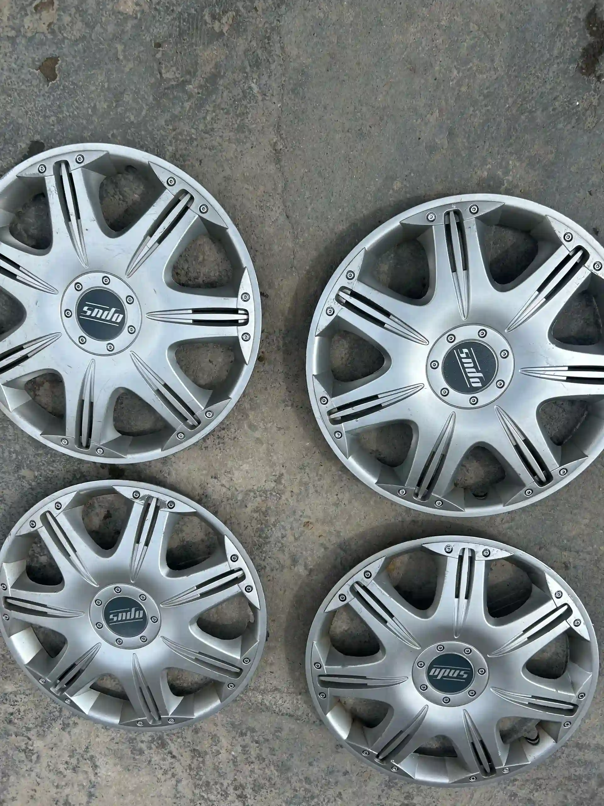 калпак для тойоты оригинал R16