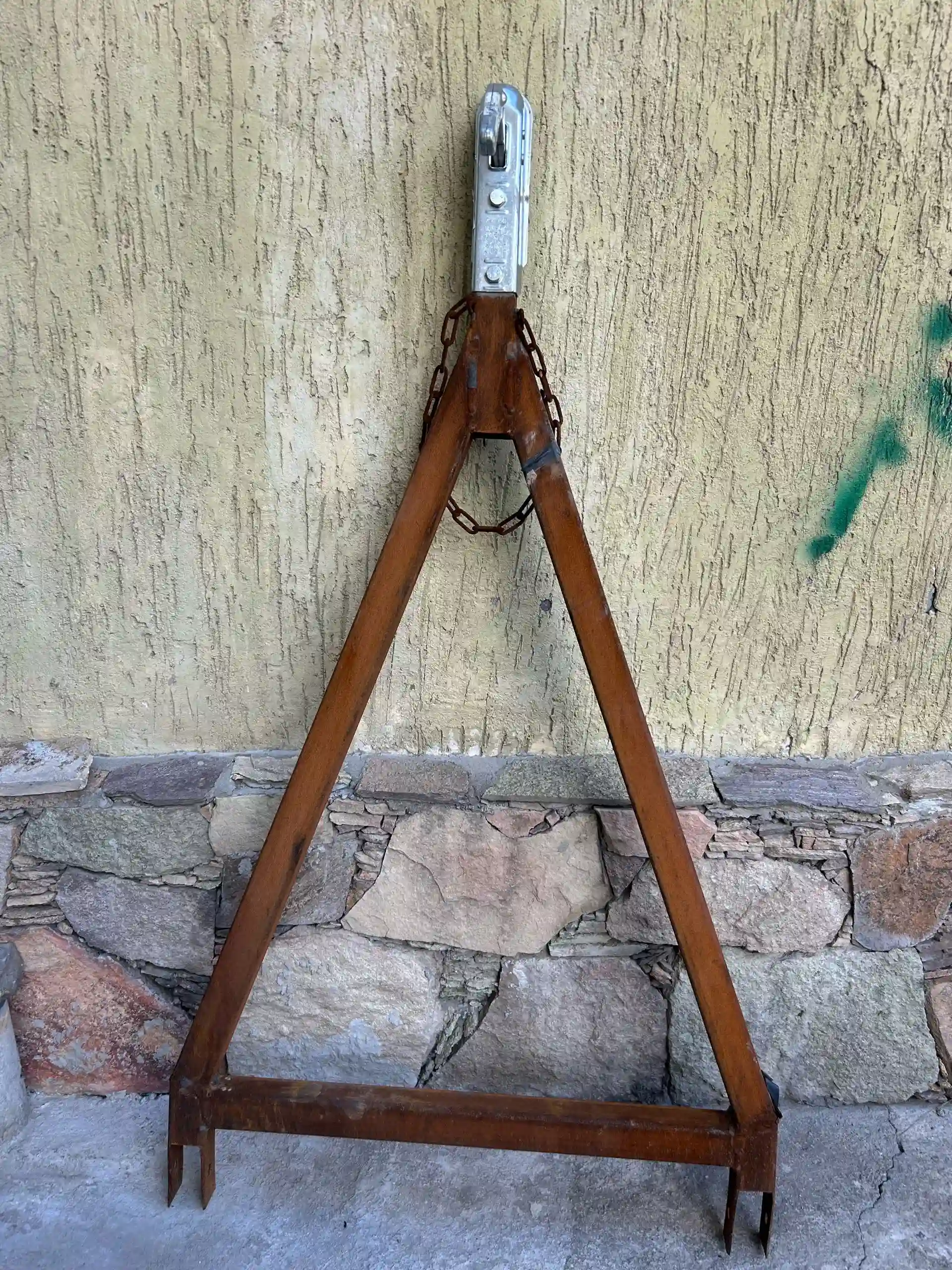 жёсткий буксир дла машин