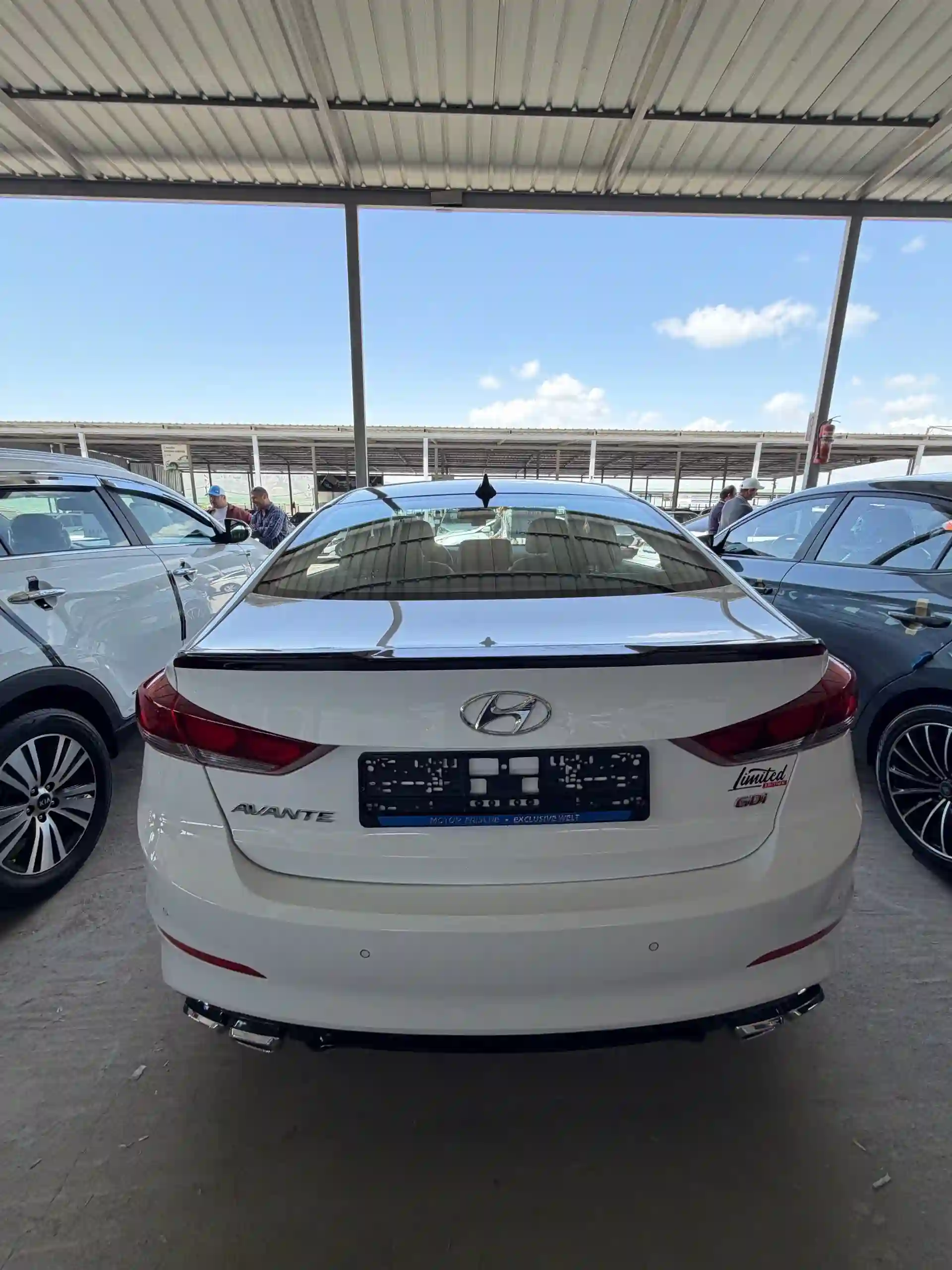 Hyundai Avante 2016