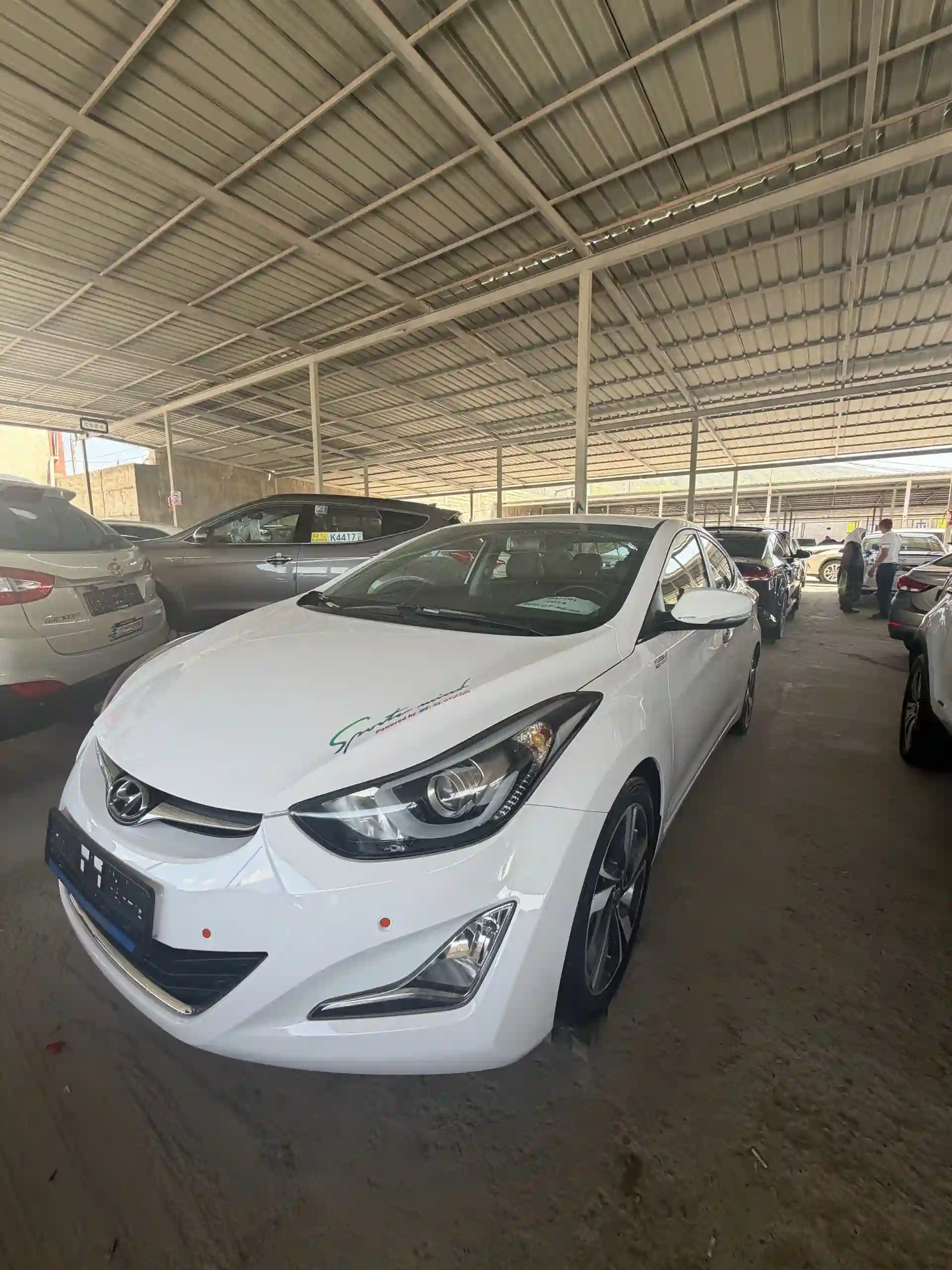 Hyundai Avante 2014